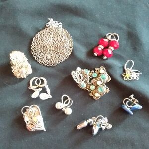 Elegant Silver and Turquoise Jewelry Set